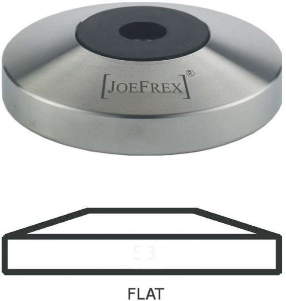 En sølv espresso tamper base mærket "Joe Frex" er lavet af rustfrit stål og har en sort cirkulær top. Et "FLAT" tværsnitsdiagram viser dets lige sider og flade bund. Navnet Joe Frex Stamper Base, Flad, måler den 58 mm.