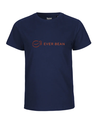 Neutrals "Tee, Junior" er en marineblå T-shirt lavet af Fairtrade-bomuld, med et lille orange kaffekop-logo og ordene "EVER BEAN" i orange hen over brystet.